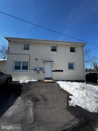 $1,450 | 307 Headley Street, Bristol, PA 19007