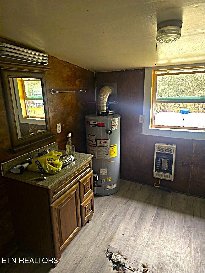 147 Highway 107 Del Rio, TN 37727 - Photo 11 of 17