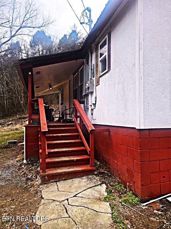 147 Highway 107 Del Rio, TN 37727 - Photo 2 of 17