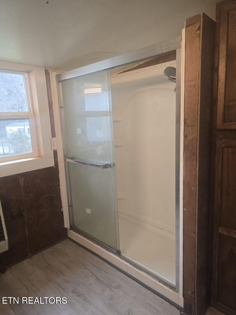 147 Highway 107 Del Rio, TN 37727 - Photo 9 of 17