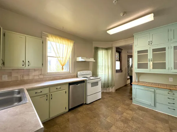 $219,900 | 205 North Main Street, Spencer, IN 47460
