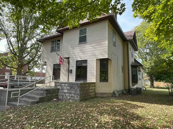$219,900 | 205 North Main Street, Spencer, IN 47460