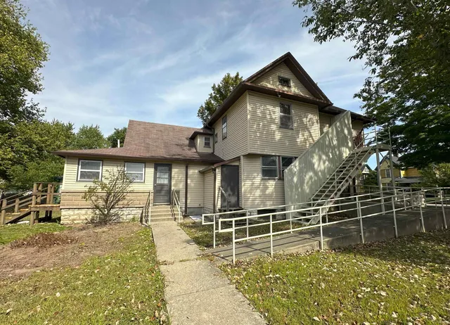 $219,900 | 205 North Main Street, Spencer, IN 47460