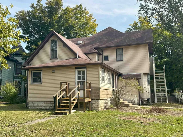 $219,900 | 205 North Main Street, Spencer, IN 47460
