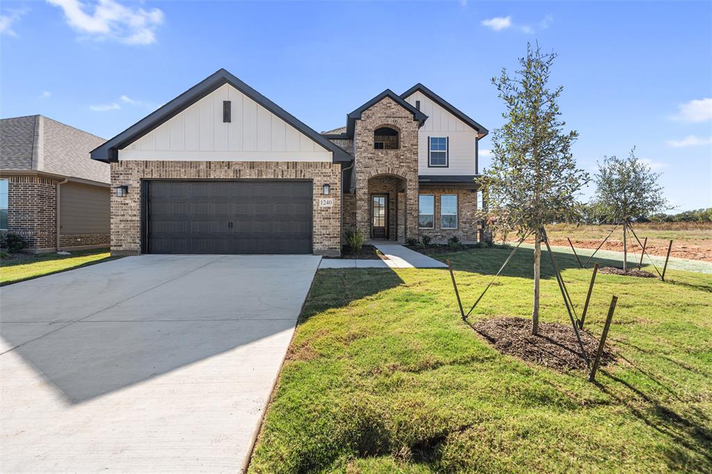 1240 Colca Drive Springtown, TX 76082 - Photo 2 of 40