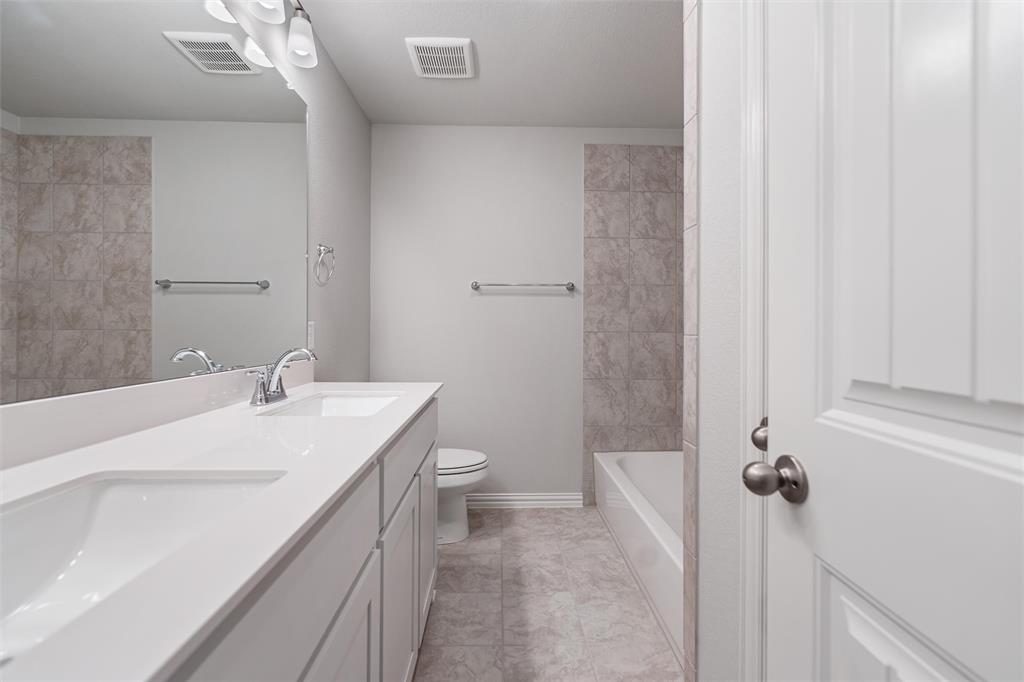 1240 Colca Drive Springtown, TX 76082 - Photo 35 of 40