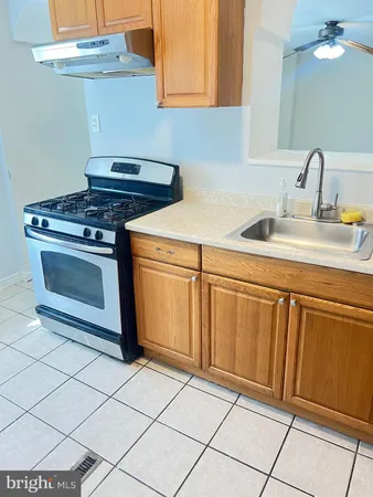 $1,000 | 3421 G Street, Philadelphia, PA 19134