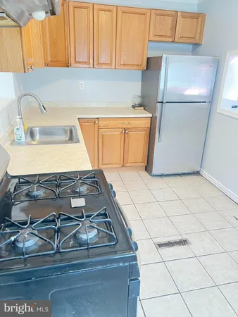 $1,000 | 3421 G Street, Philadelphia, PA 19134