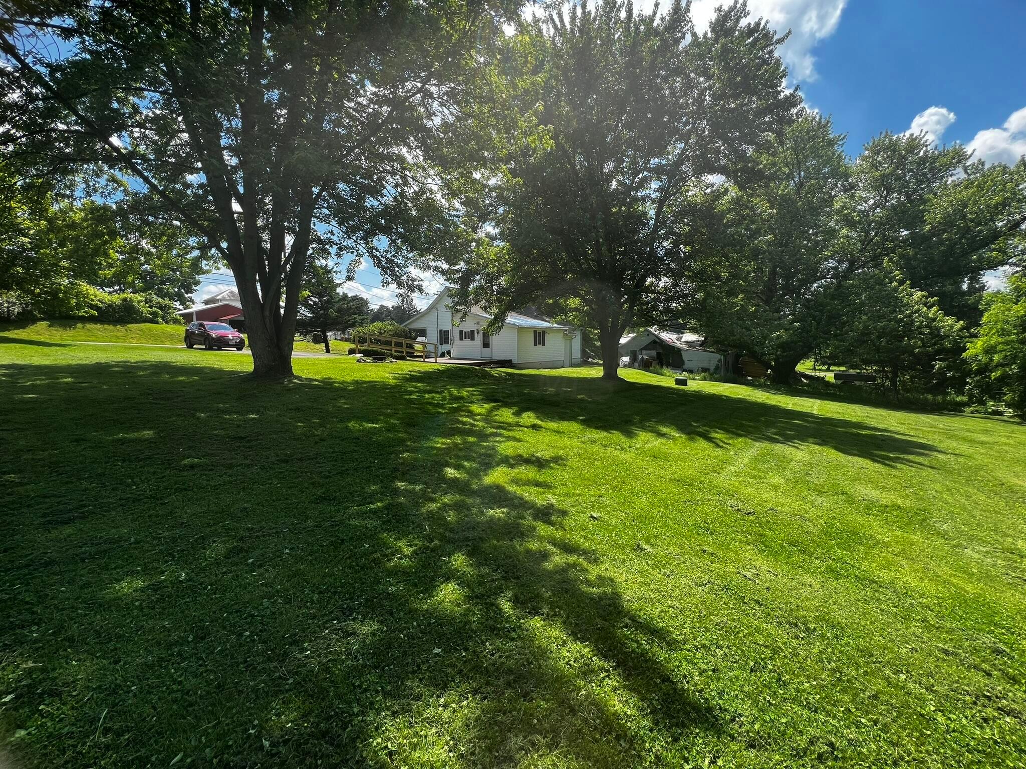 65 Sand Ridge Road Zanesville, OH 43701 - Photo 6 of 26 Large yard