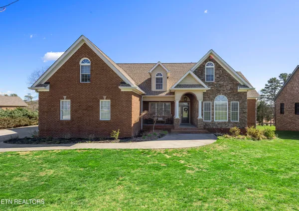 $899,900 | 6736 Ingleside Lane, Knoxville, TN 37924