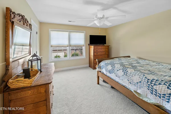 $899,900 | 6736 Ingleside Lane, Knoxville, TN 37924