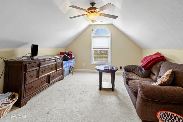 $899,900 | 6736 Ingleside Lane, Knoxville, TN 37924