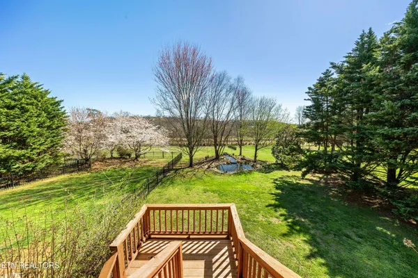 $899,900 | 6736 Ingleside Lane, Knoxville, TN 37924