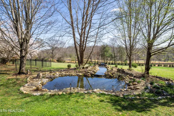 $899,900 | 6736 Ingleside Lane, Knoxville, TN 37924