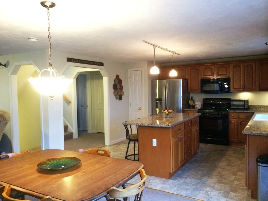 2 Pearlbush Path Worcester, MA 01607 - Photo 7 of 30