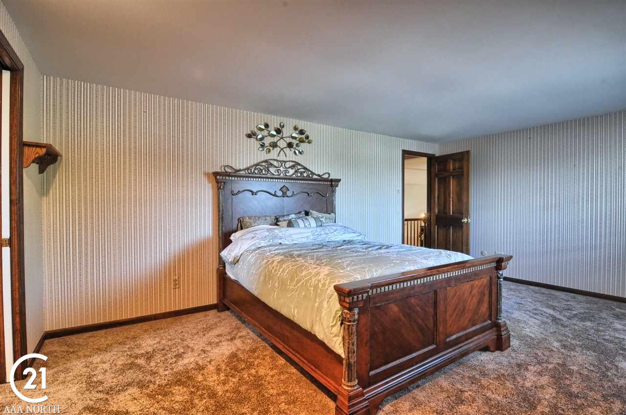 1718 Jason Circle Rochester Hills, MI 48306 - Photo 19 of 31