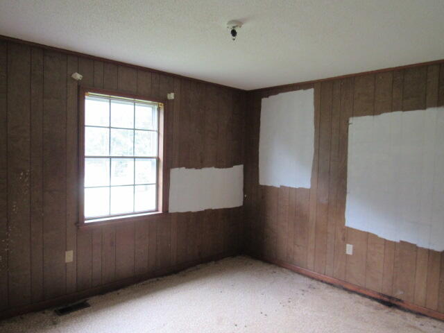 831 Williams Road Summerville, GA 30747 - Photo 3 of 9 831 williams br 2