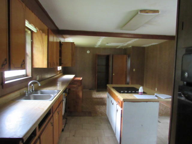 831 Williams Road Summerville, GA 30747 - Photo 6 of 9 831 williams kitchen 2