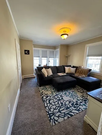 $1,900 | 4 Mansfield Street, Unit 2, Providence, RI 02908