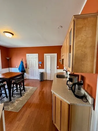 $1,900 | 4 Mansfield Street, Unit 2, Providence, RI 02908