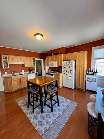 $1,900 | 4 Mansfield Street, Unit 2, Providence, RI 02908