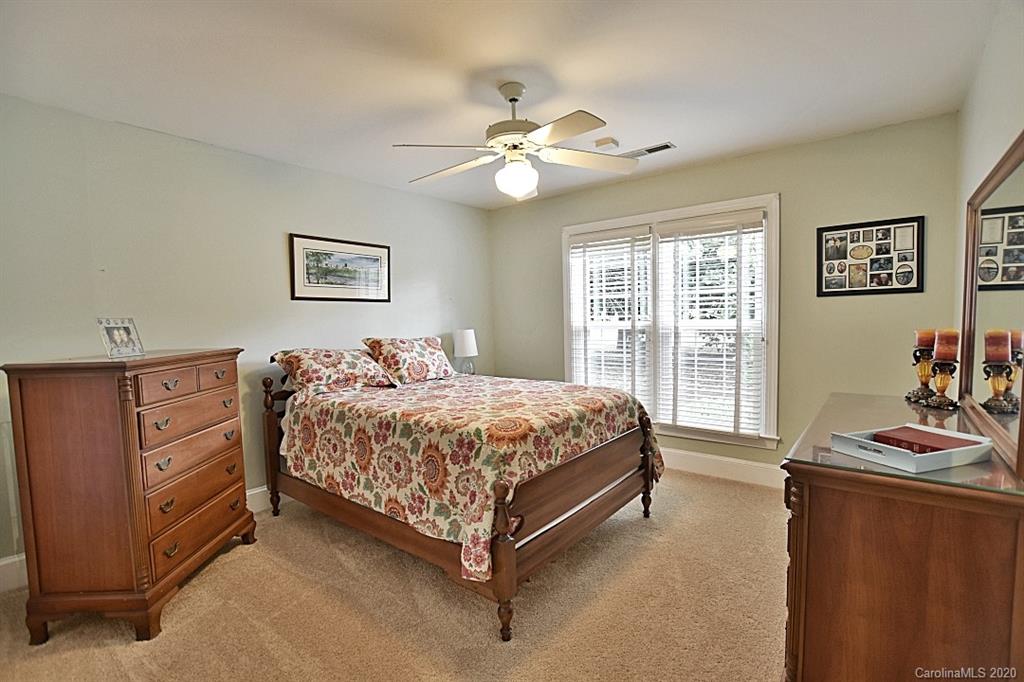 612 Landsdowne Court Fort Mill, SC 29708 - Photo 18 of 28