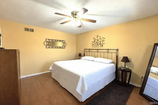 $350,000 | 1480 West Forest Lane, Marion, IN 46952