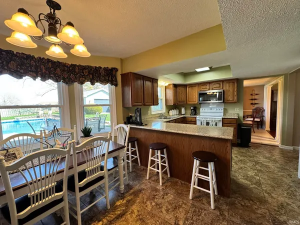 $350,000 | 1480 West Forest Lane, Marion, IN 46952