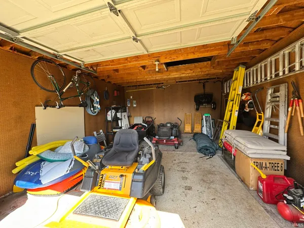 $350,000 | 1480 West Forest Lane, Marion, IN 46952