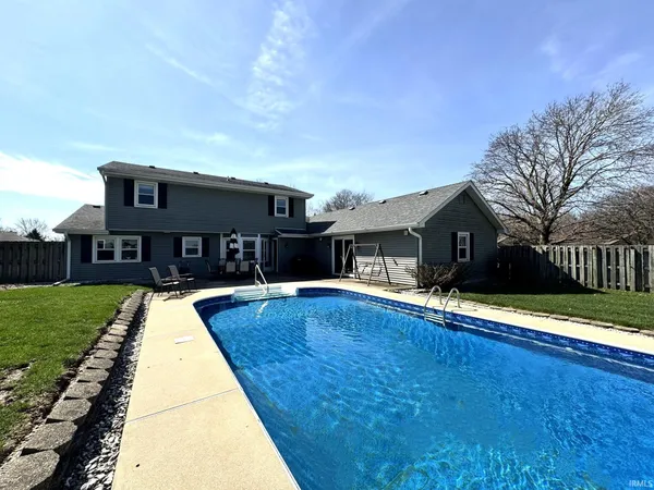 $350,000 | 1480 West Forest Lane, Marion, IN 46952