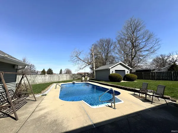 $350,000 | 1480 West Forest Lane, Marion, IN 46952