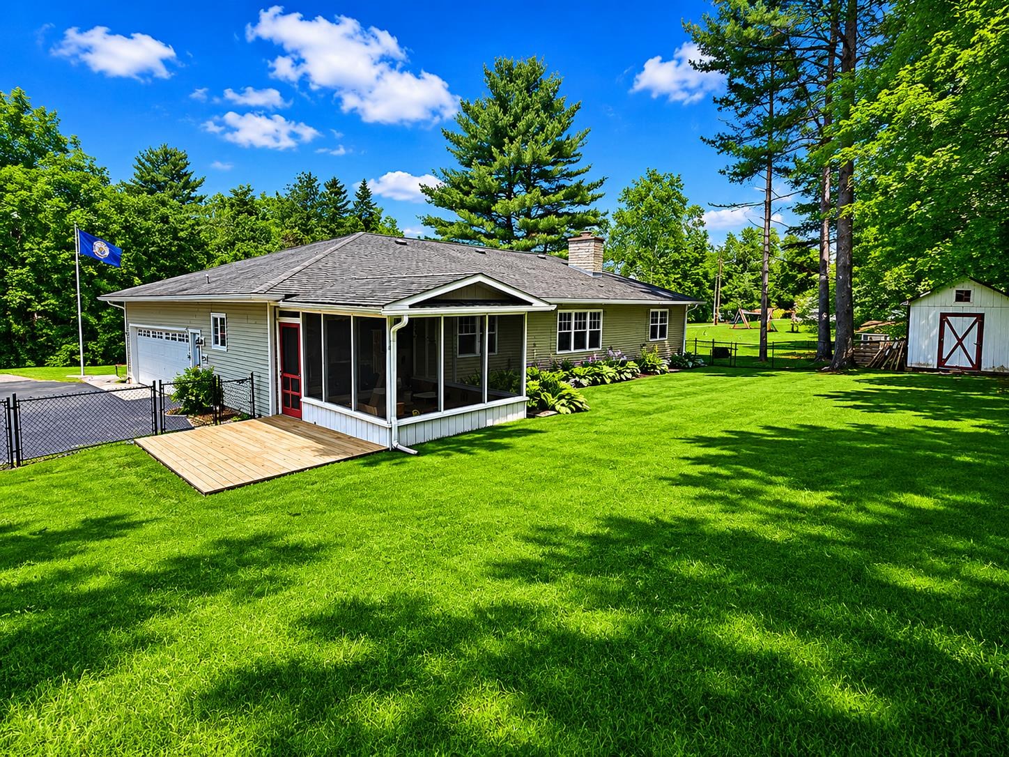 69 Edgewood Drive Newport, VT 05855 - Photo 2 of 42
