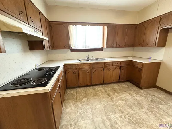 $245,000 | 809 Highway 20, Thibodaux, LA 70301