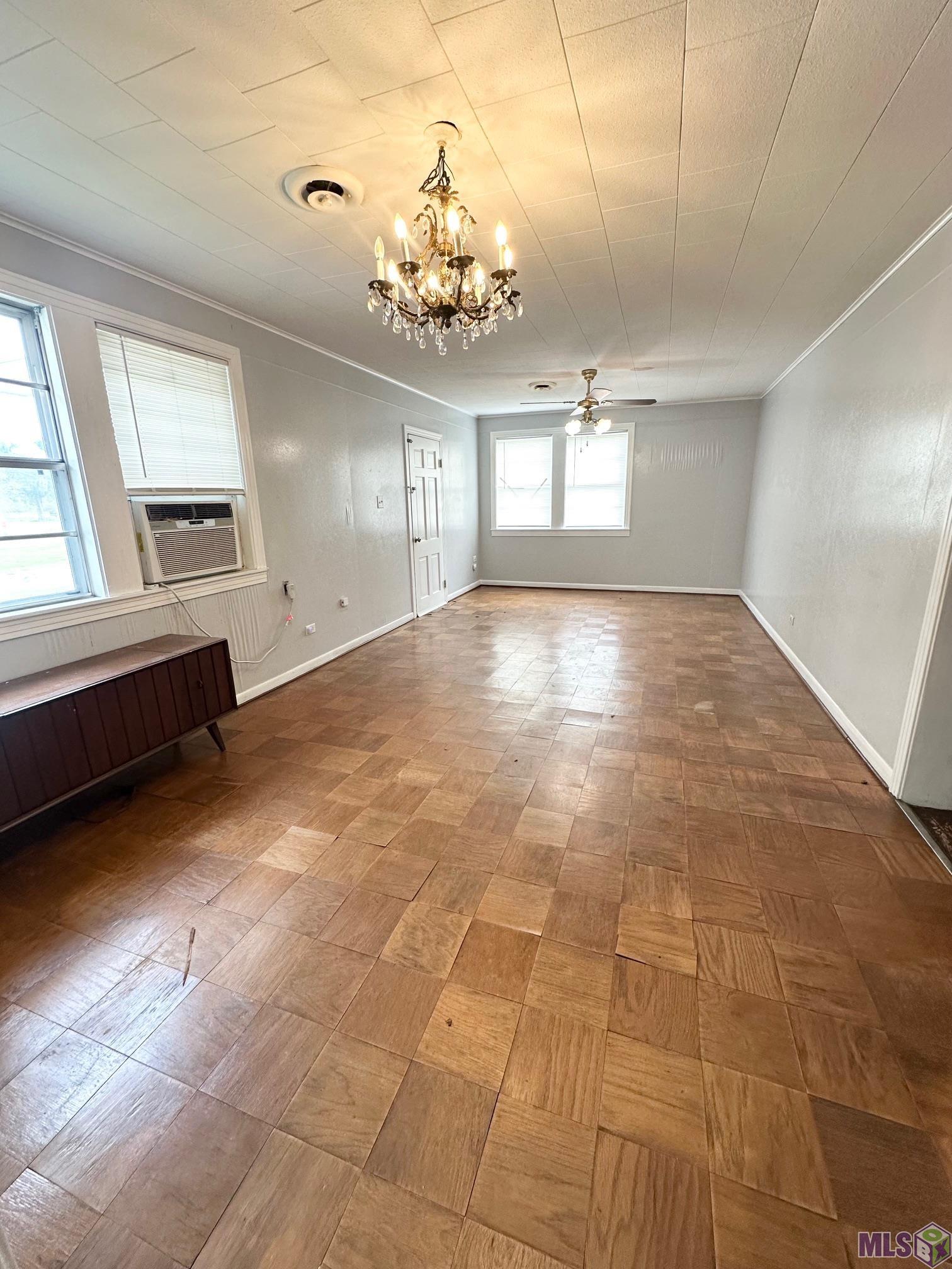 809 Highway 20 Thibodaux, LA 70301 - Photo 9 of 22 Living Room