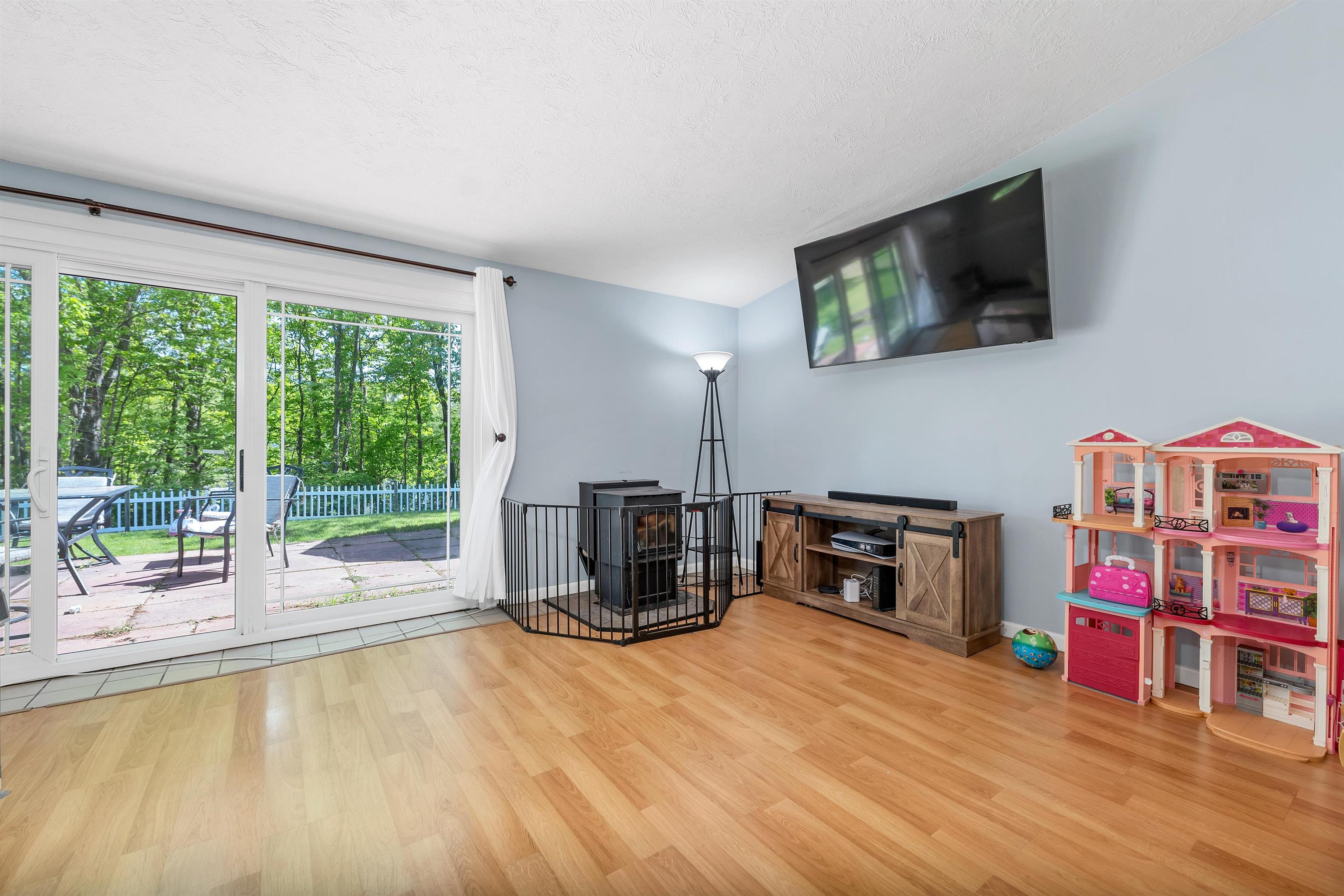 4 Johns Drive, Unit A Hooksett, NH 03106 - Photo 11 of 40