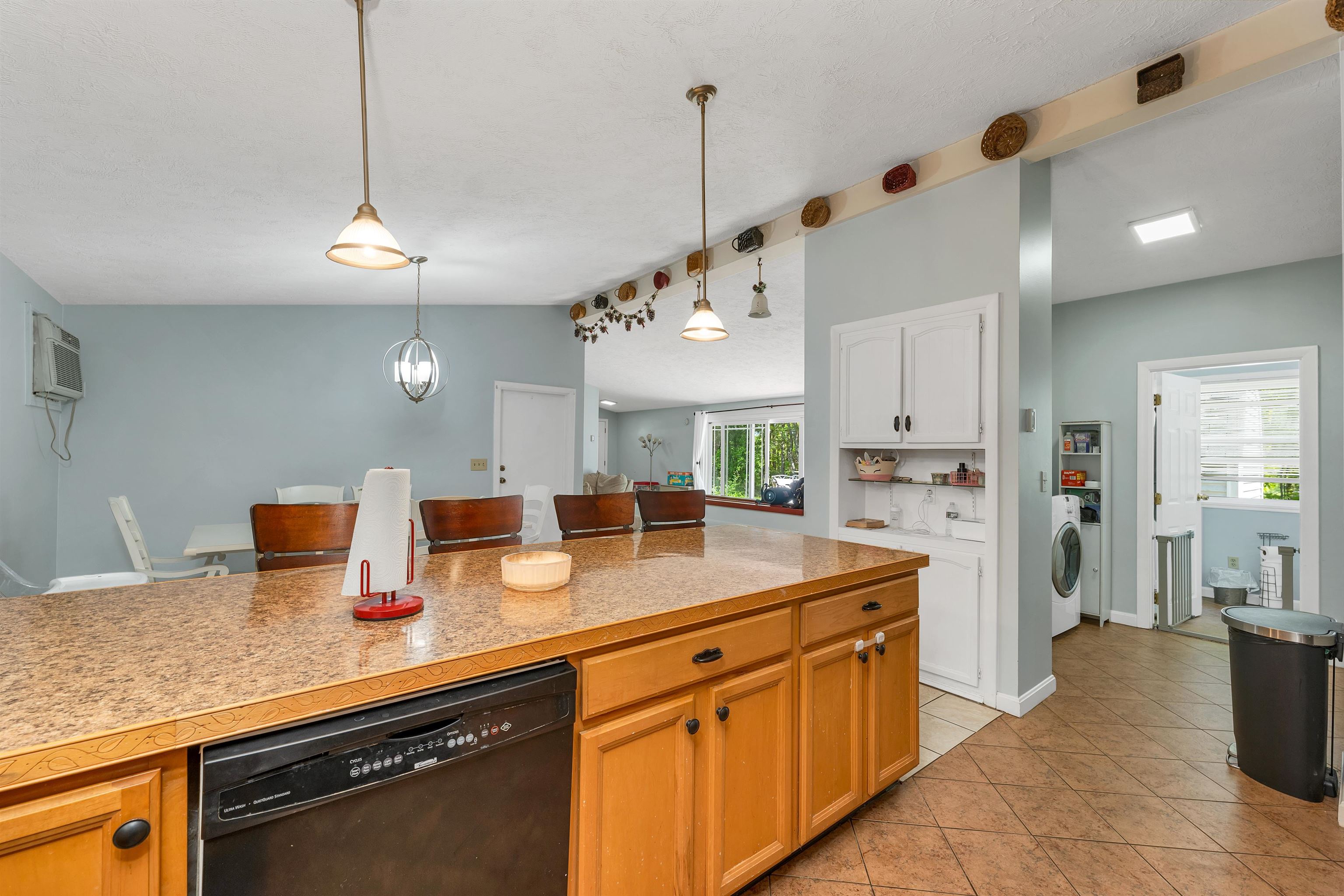 4 Johns Drive, Unit A Hooksett, NH 03106 - Photo 6 of 40