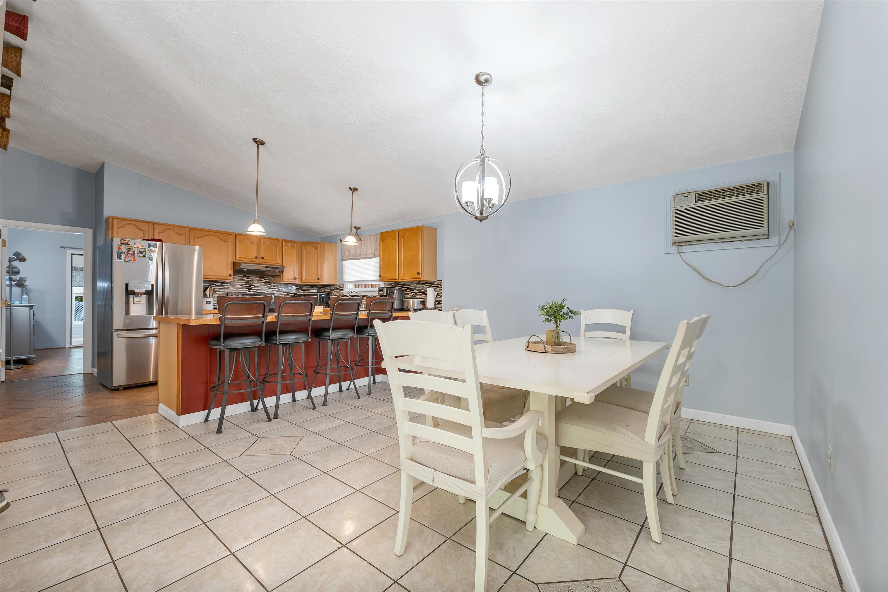 4 Johns Drive, Unit A Hooksett, NH 03106 - Photo 9 of 40