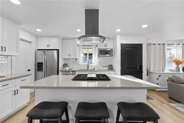 $1,065,000 | 225 South Feldner Road, Orange, CA 92868