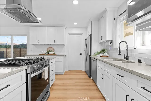 $1,065,000 | 225 South Feldner Road, Orange, CA 92868