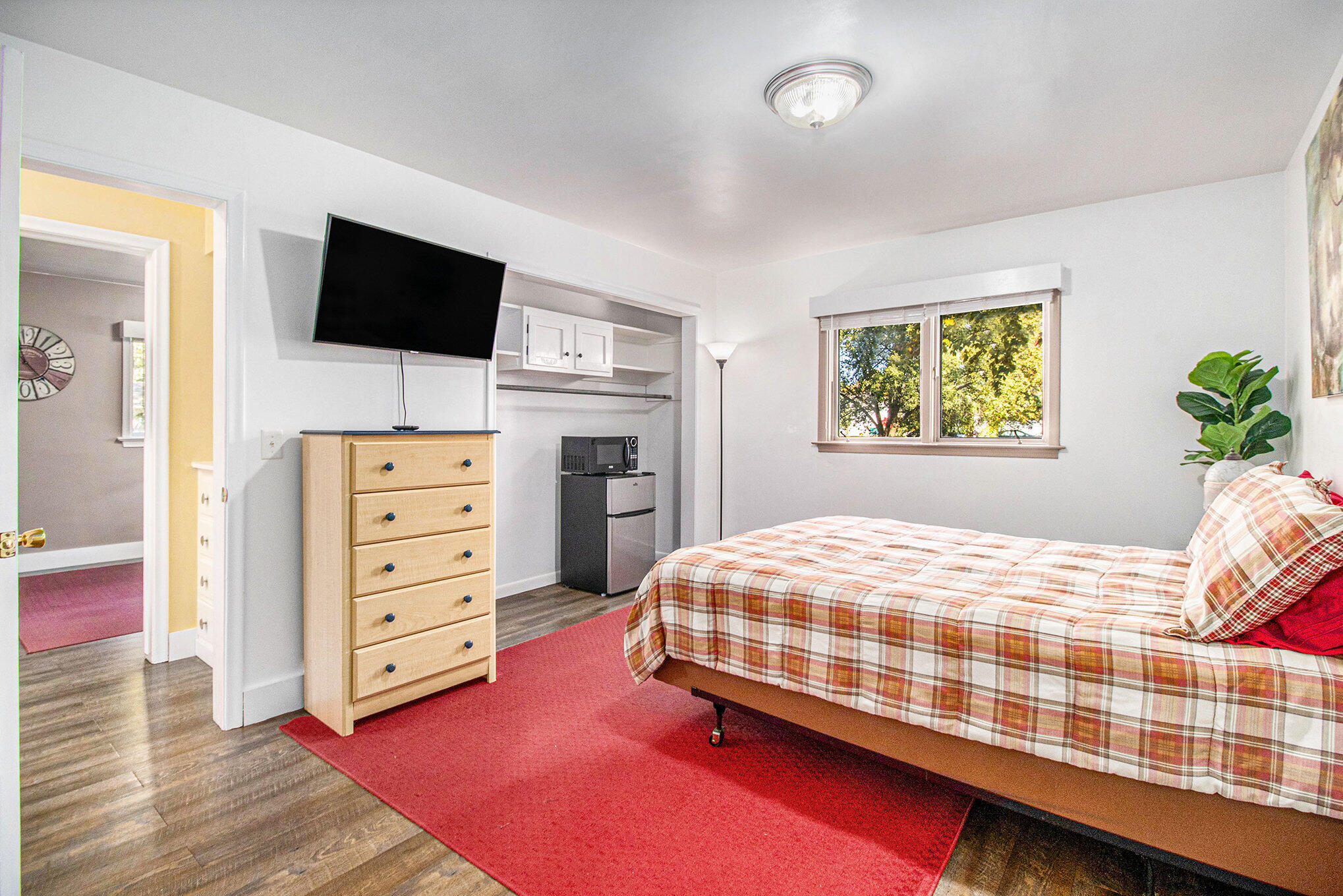 3725 Olney Road Kalamazoo, MI 49006 - Photo 15 of 26 015_file_77