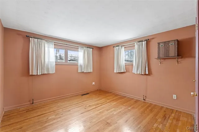 $209,900 | 127 Savaria Drive, Geddes, NY 13209