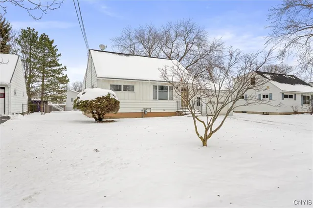 $209,900 | 127 Savaria Drive, Geddes, NY 13209