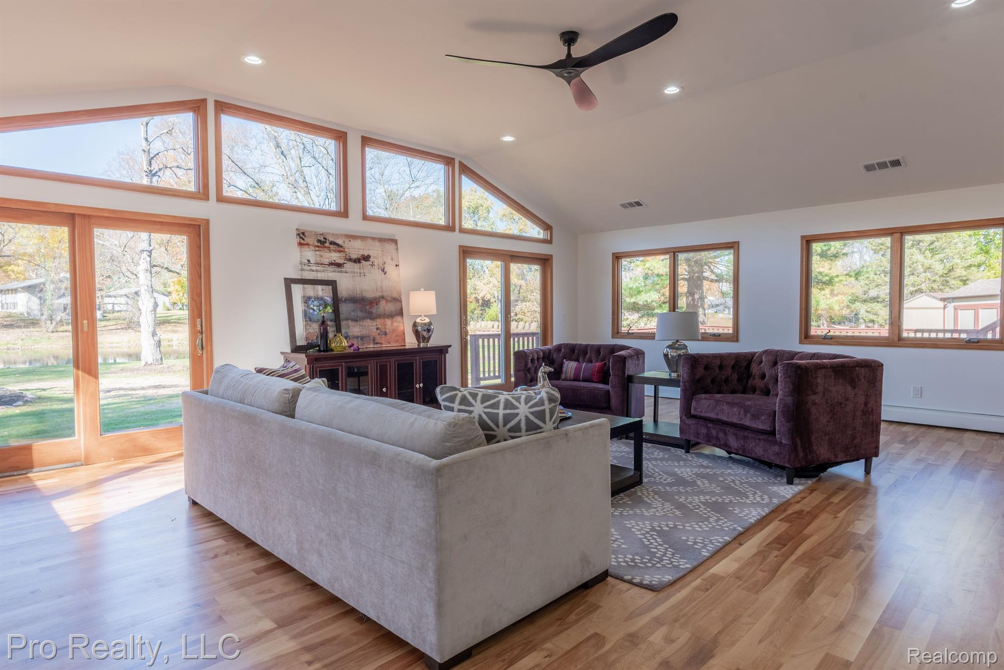 29632 Pond Ridge Road Farmington, MI 48334 - Photo 13 of 32