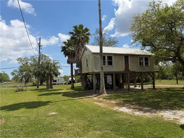 $75,000 | 2043 Bayou Dularge Road, Theriot, LA 70397