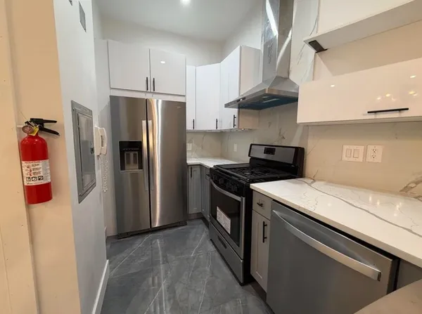 $2,250 | 202 48th Street, Unit 3, Union City, NJ 07087