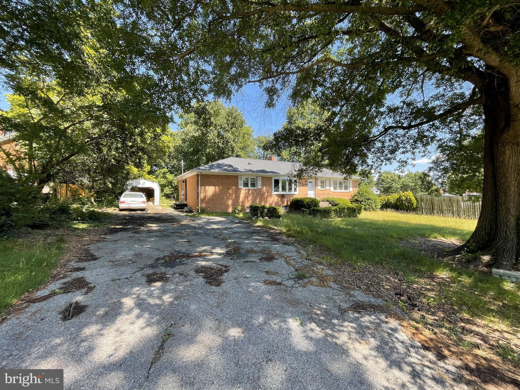 6620 Napoli Road Temple Hills, MD 20748 - Photo 3 of 10