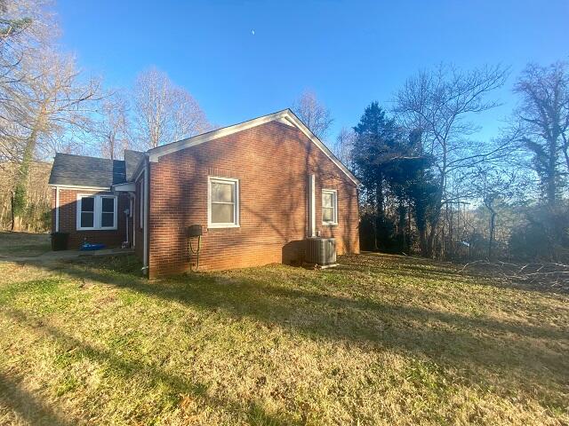 259 Shadyview Road Fieldale, VA 24089 - Photo 2 of 24 2