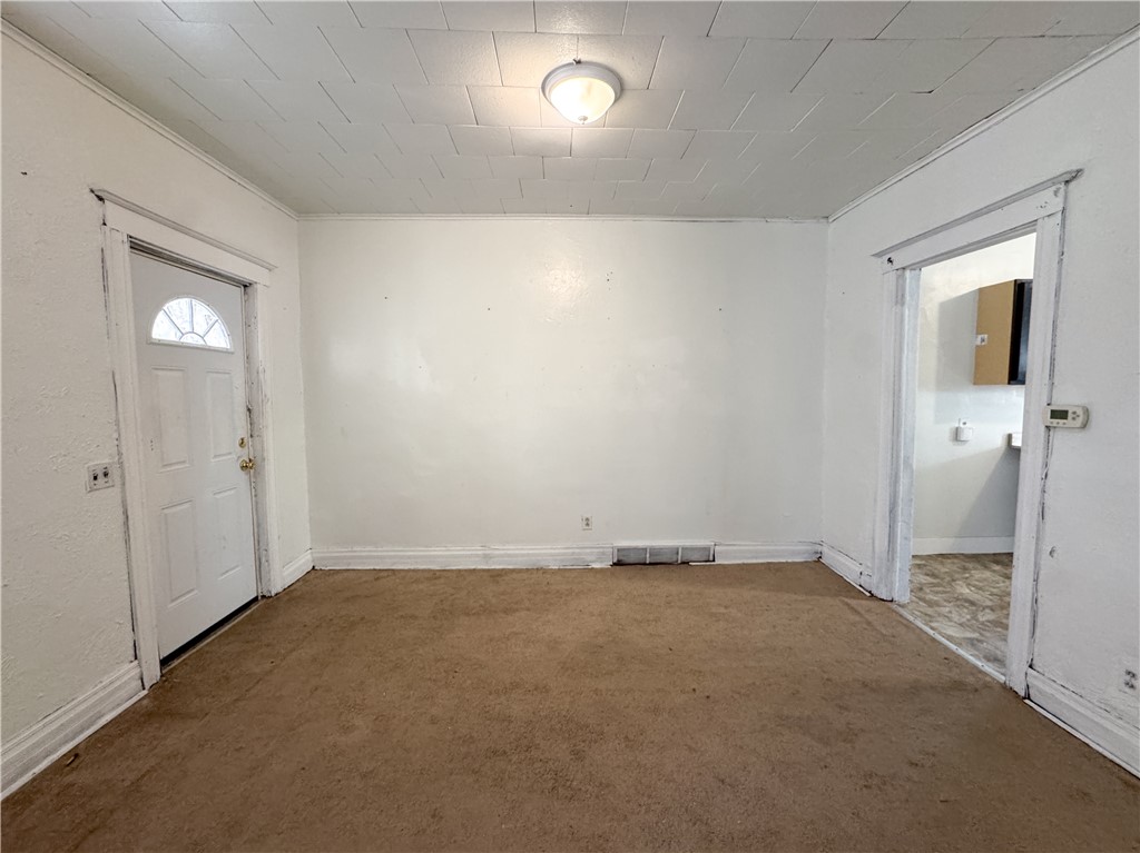 365 Weaver Street Rochester, NY 14621 - Photo 9 of 23