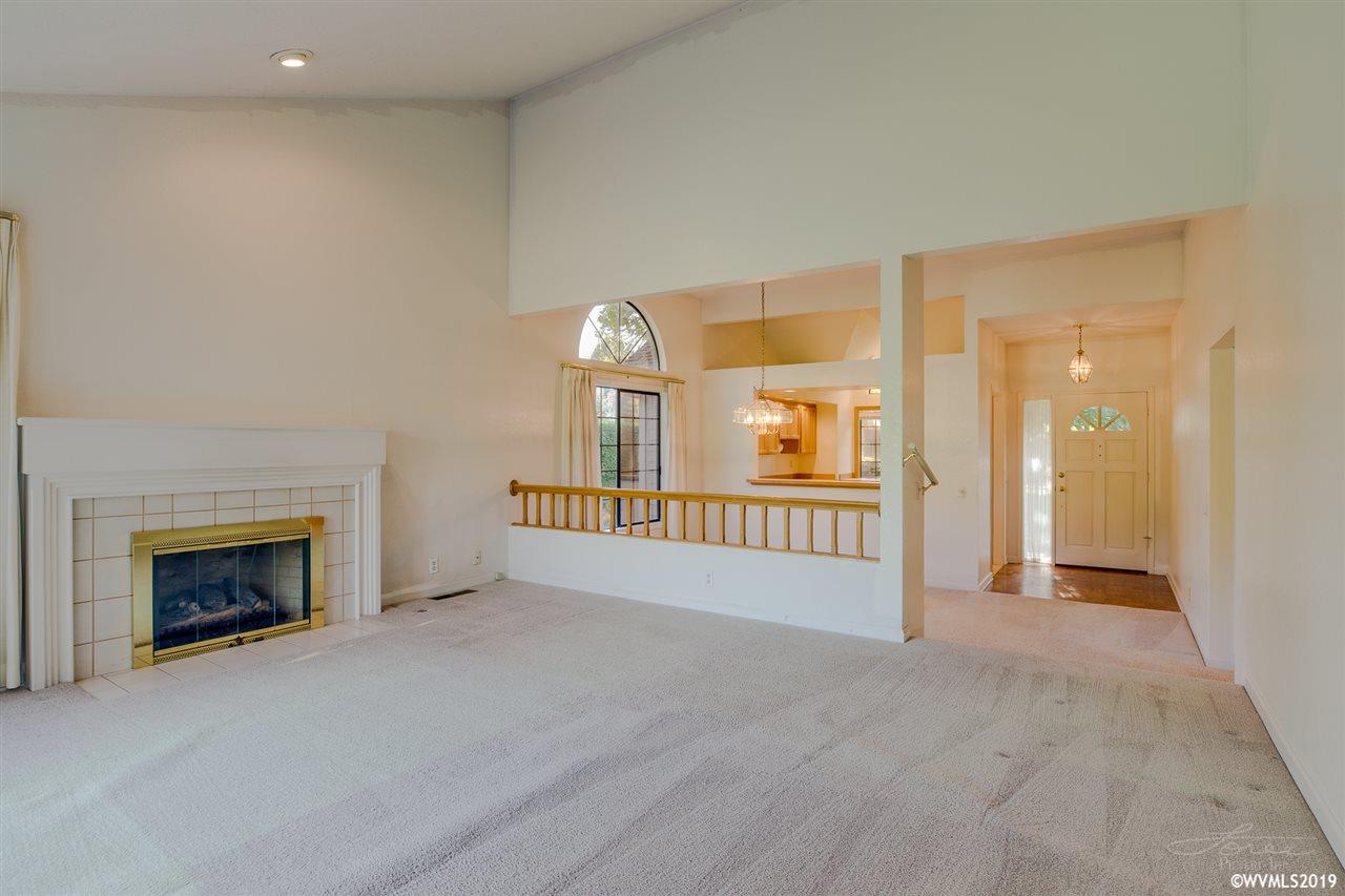 6110 Lakeshore Court North Keizer, OR 97303 - Photo 20 of 24 Gallery Image 20