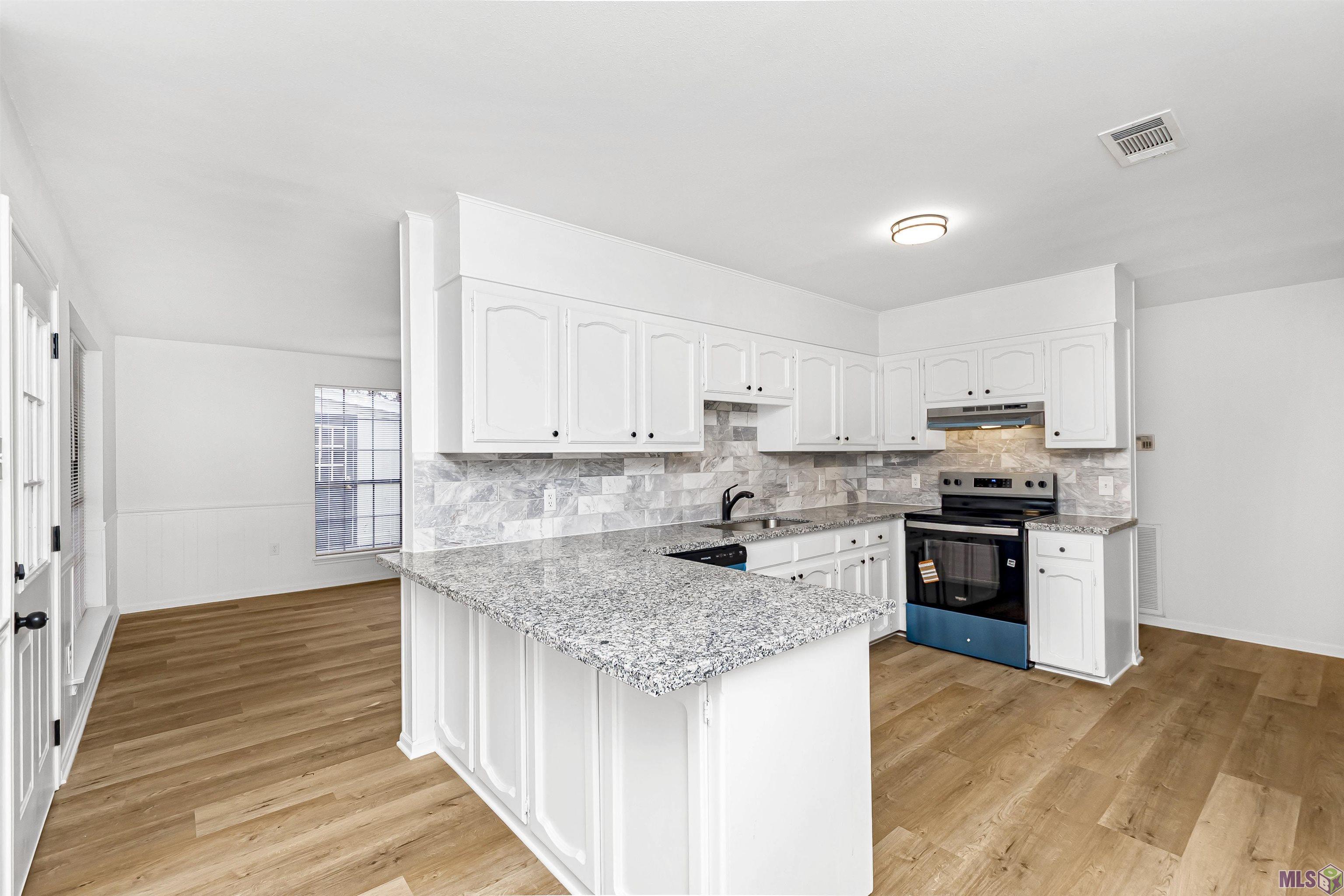 1541 Quail Hollow Drive Baton Rouge, LA 70810 - Photo 5 of 22